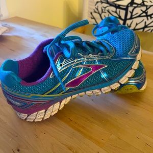 Brooks Womens Adrenaline GTS 15 Blue Running Shoes Size 7 Sneakers